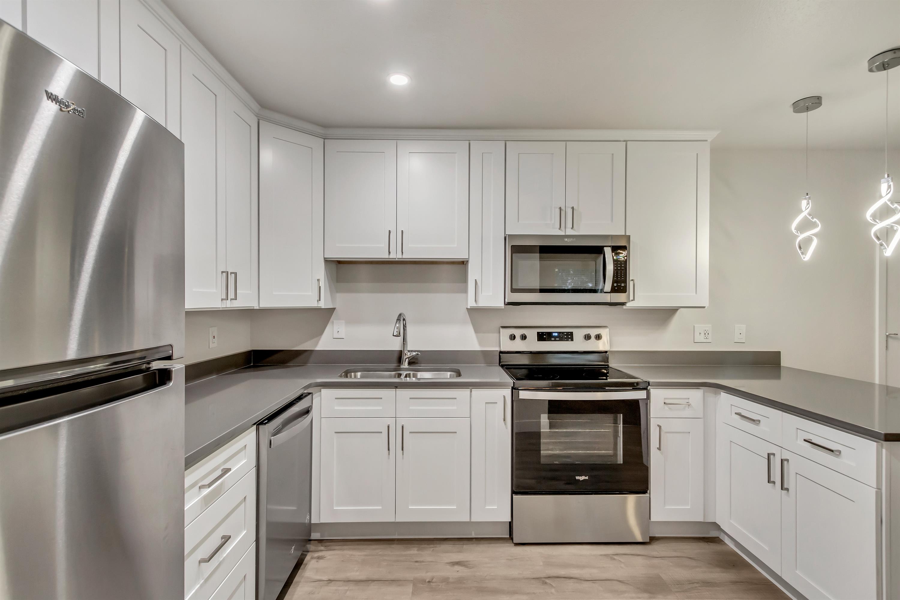 172 W. Clinton Ave. #101